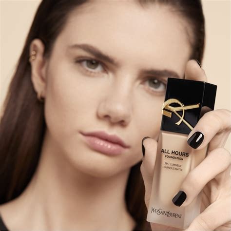 ysl all hours foundation non comedogenic